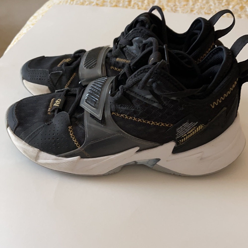 Nike Jordan Why Not Zero Sneakers Size 6.5Y Shoes